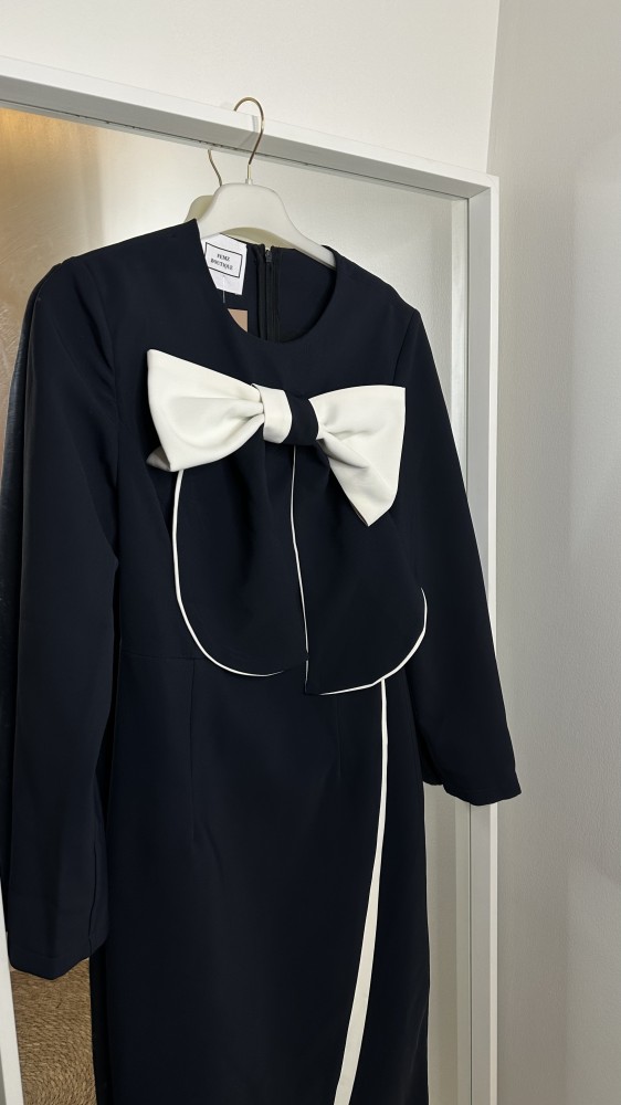 Crepe Bow Dresse