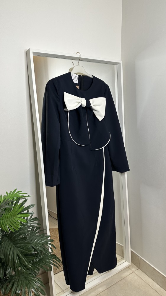 Crepe Bow Dresse