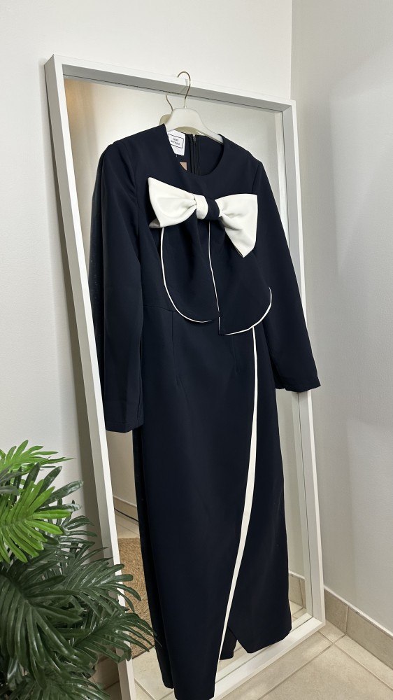 Crepe Bow Dresse
