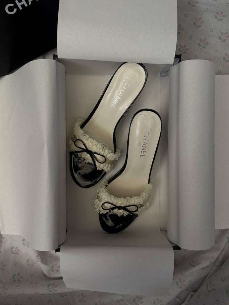 Vintage Chanel Ruffled Bow Sandal Heels