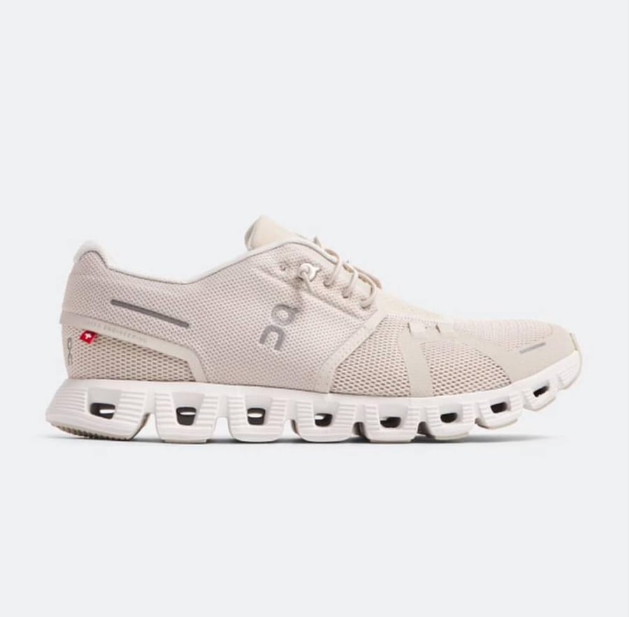 On running cloud 5 pearl white