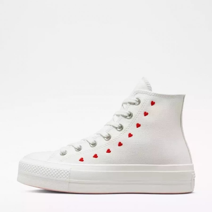Converse Chuck Taylor All Star Lift Platform Embroidered Hearts