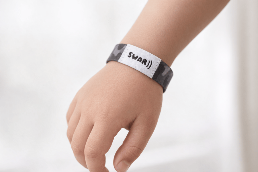 باقة العائلة الصغيرة – 3 أساور SWAR للأطفال بتقنية NFC