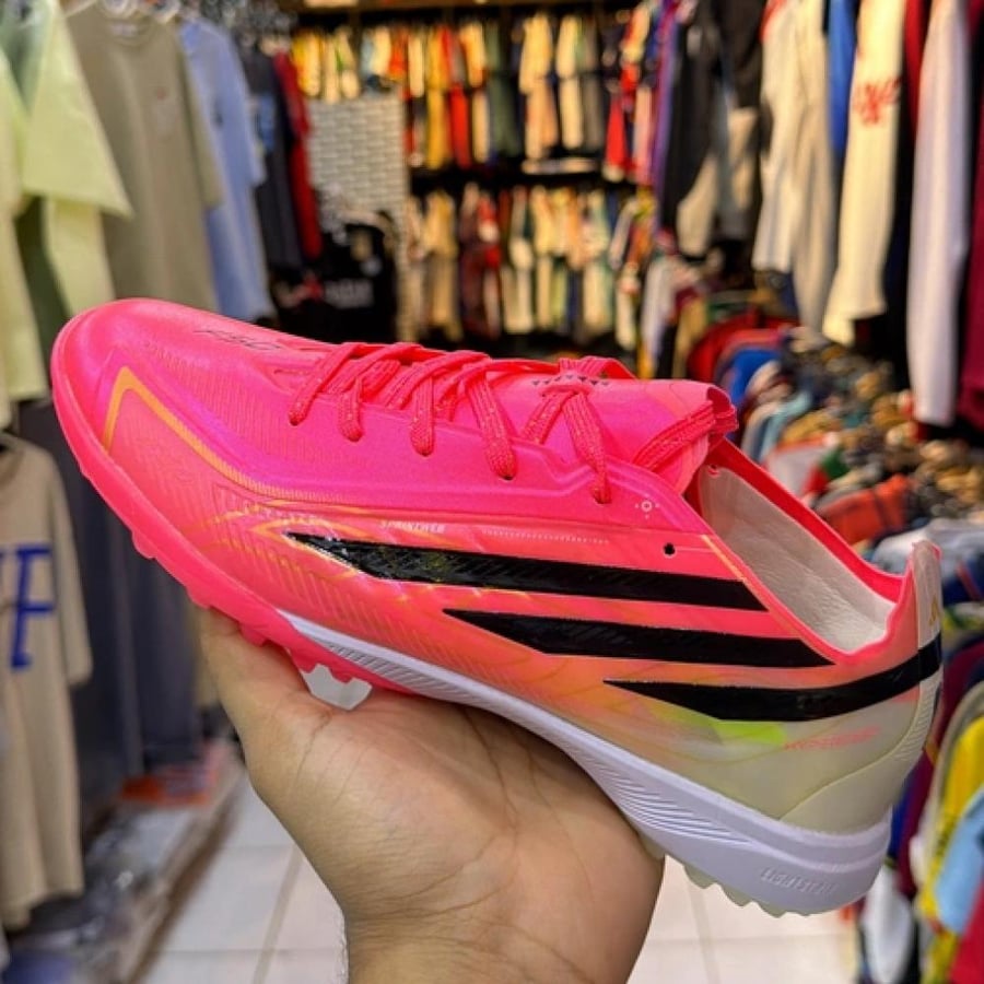 حذاء اديداس F50