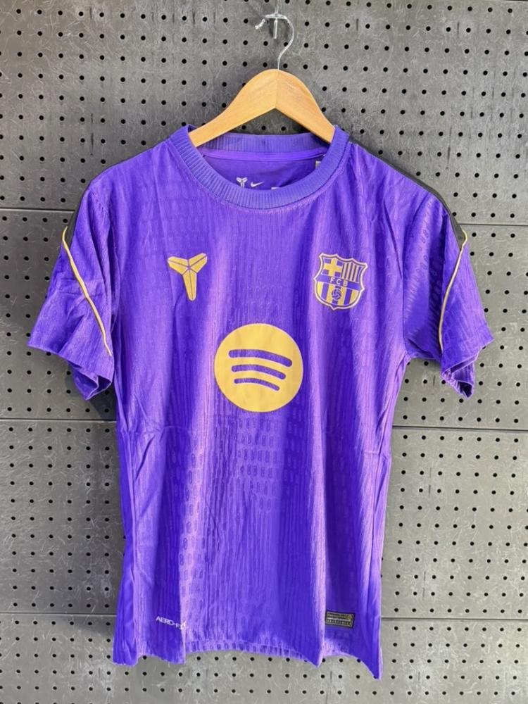 برشلونة فئة لاعبين