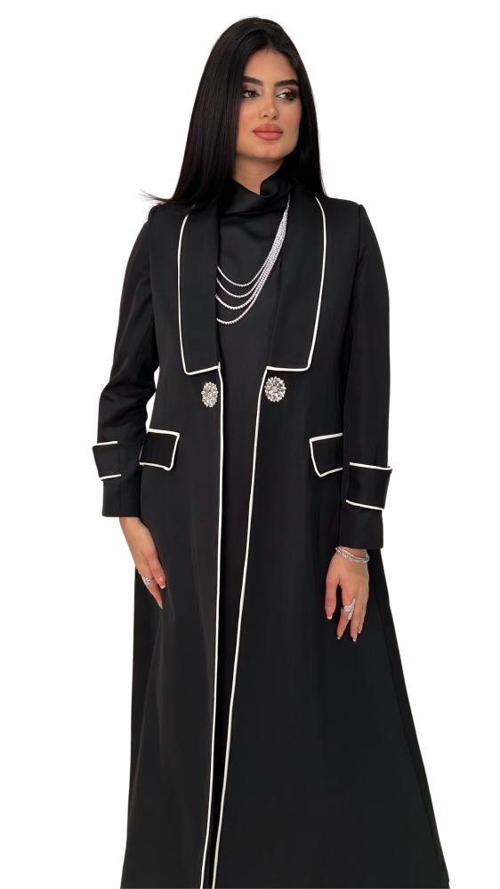 W46 عباية بليزر كريب كوري سوداء مزينة بكريستال سواروفسكي