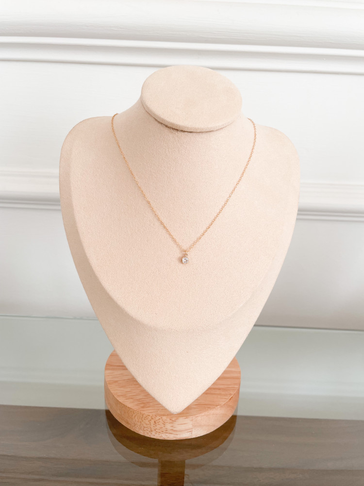 Lara Necklace