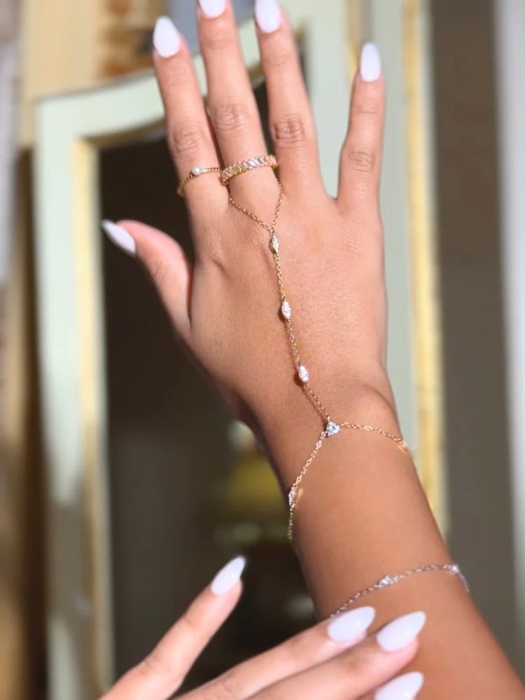 Gold Rena Handchain