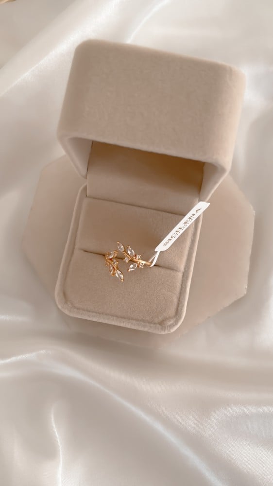 Leaves Ring