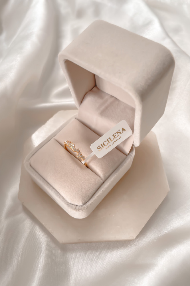 Ismerlda Ring