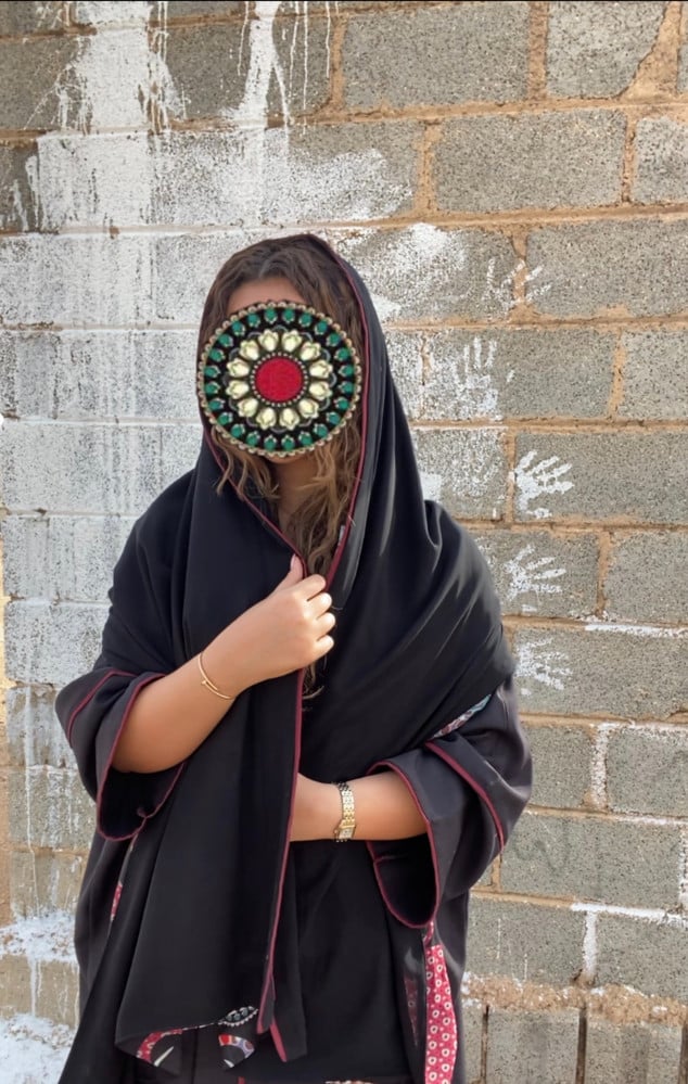 عباية نسائية أنيقة