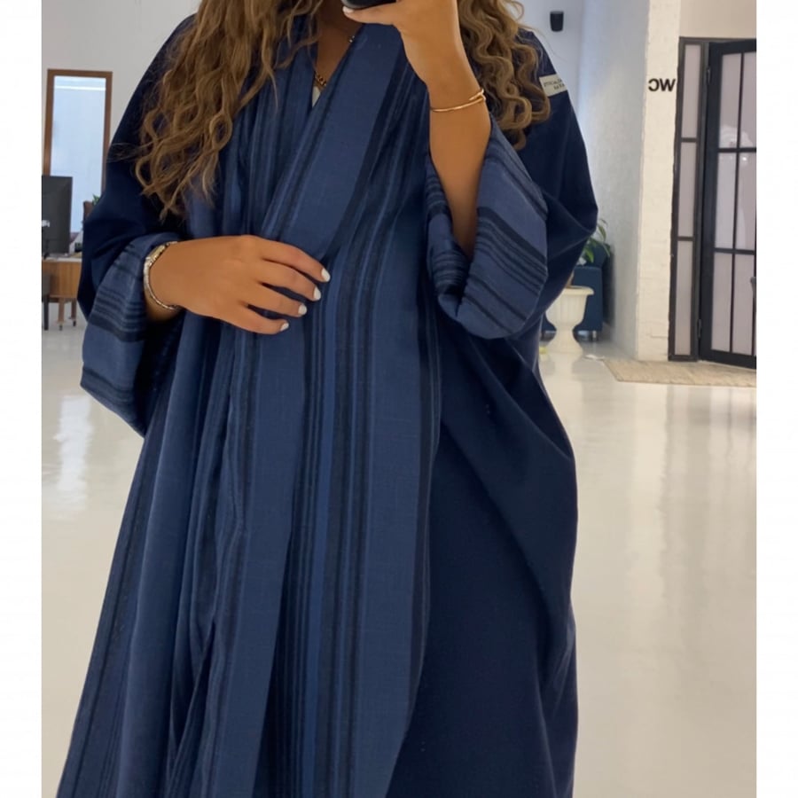 عبايات نسائية