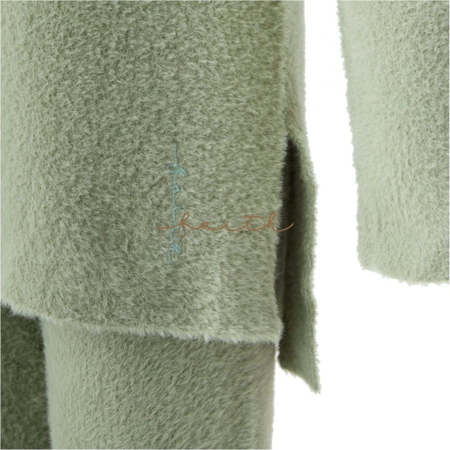KIDS CHINCHILLA FUR ON SHOULDERS GREEN FLUFFY SET