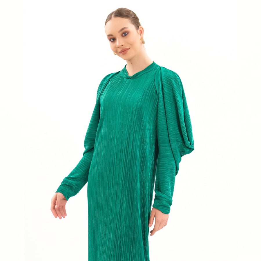 GREEN DRESS
