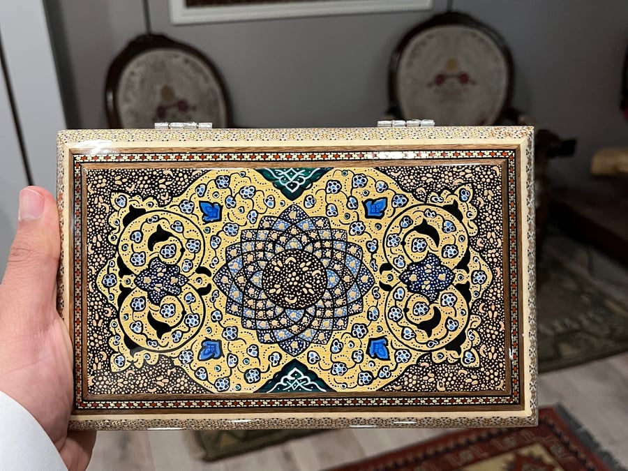 صندوق أصفهاني فل ختام ٢٢*١٤
