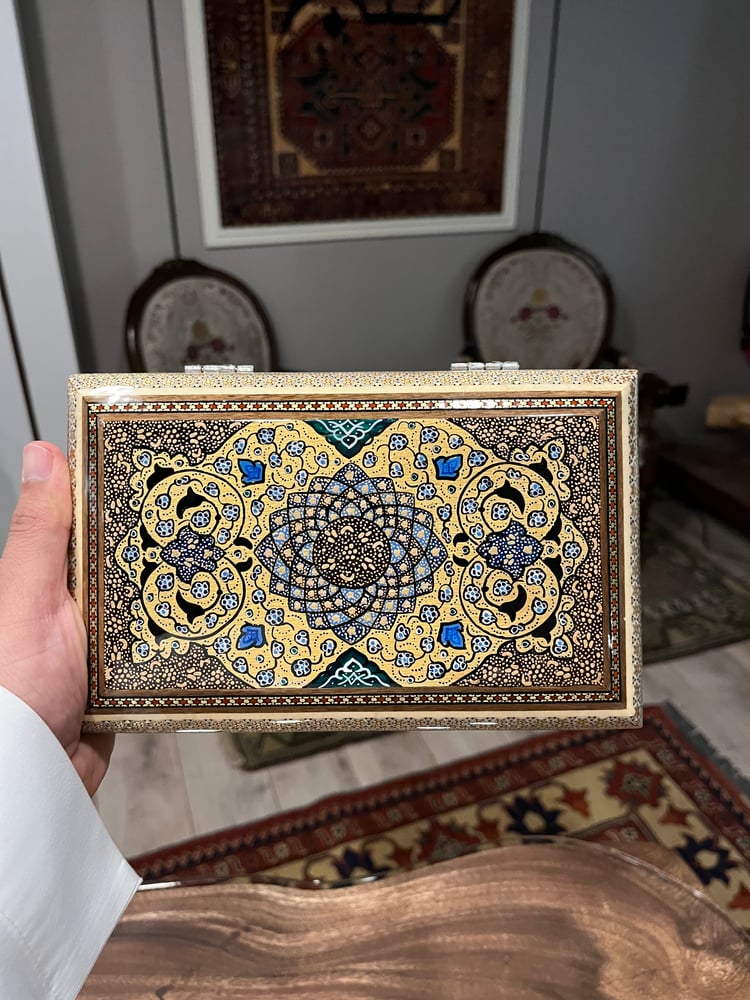 صندوق أصفهاني فل ختام ٢٢*١٤