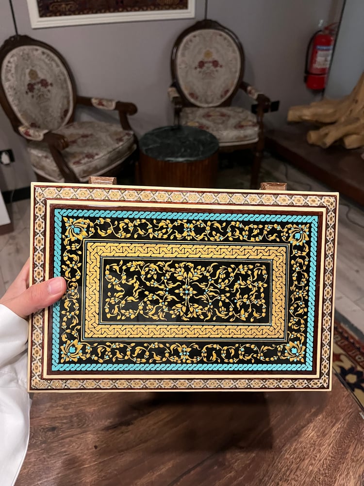 صندوق أصفهاني داخلي صدف ٢٠*٣٠