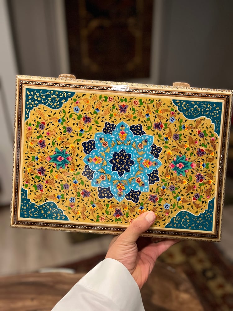 صندوق أصفهاني فل ختام ٣٥*٢٥