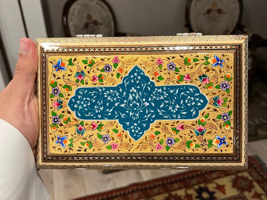 صندوق أصفهاني فل ختام ٢٢*١٤