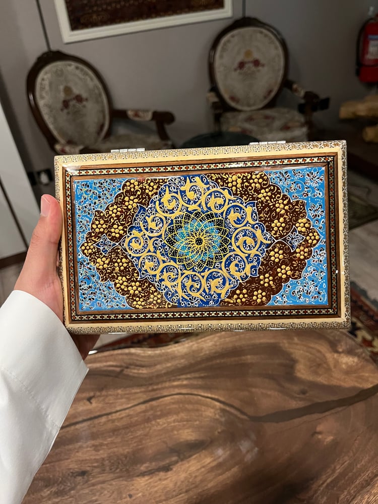 صندوق أصفهاني فل ختام ٢٢*١٤