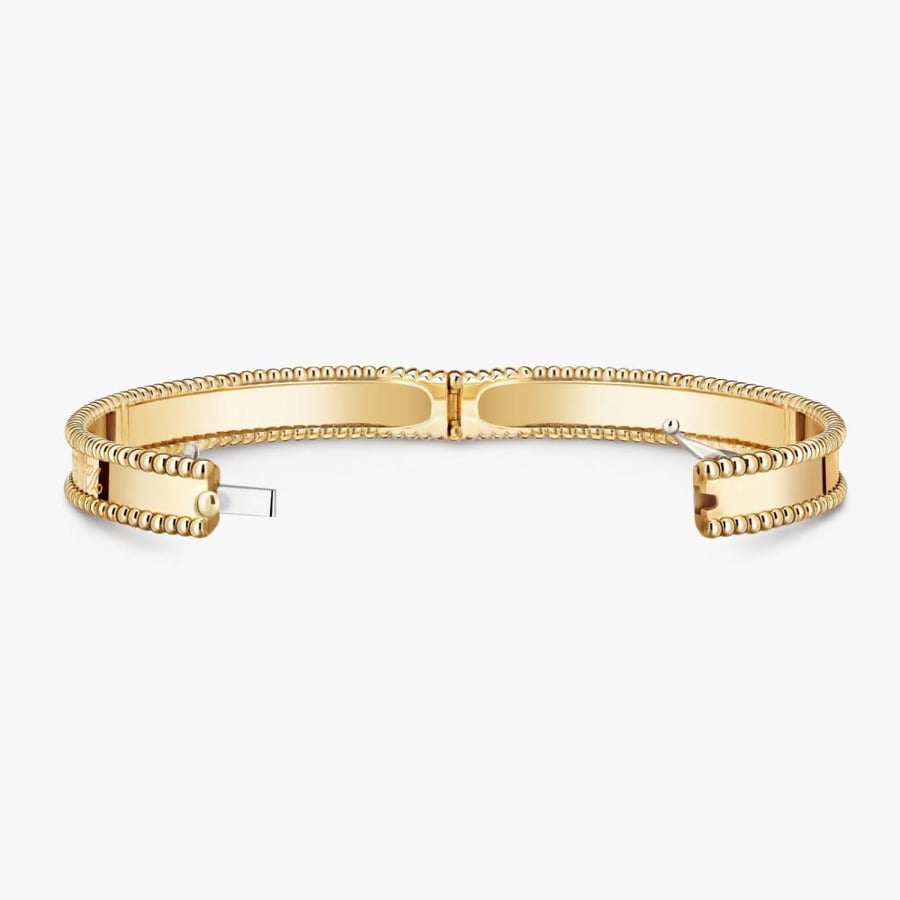Perlée Signature bracelet with handwritten decorated