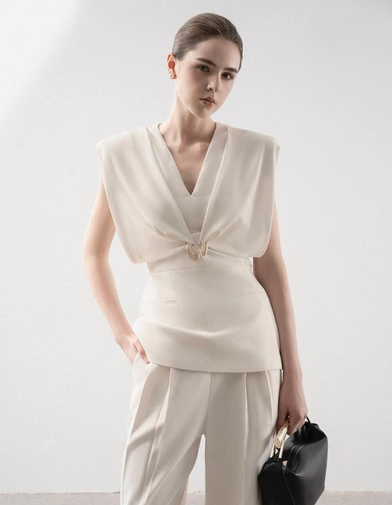 WOMEN TOP