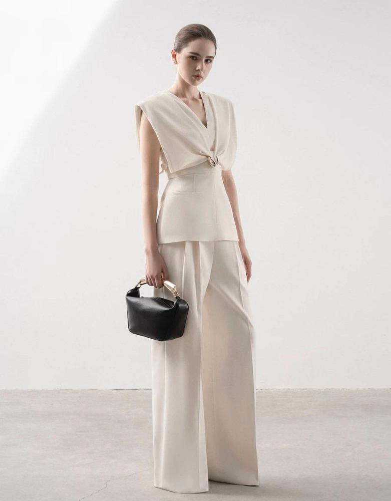 WOMEN TOP