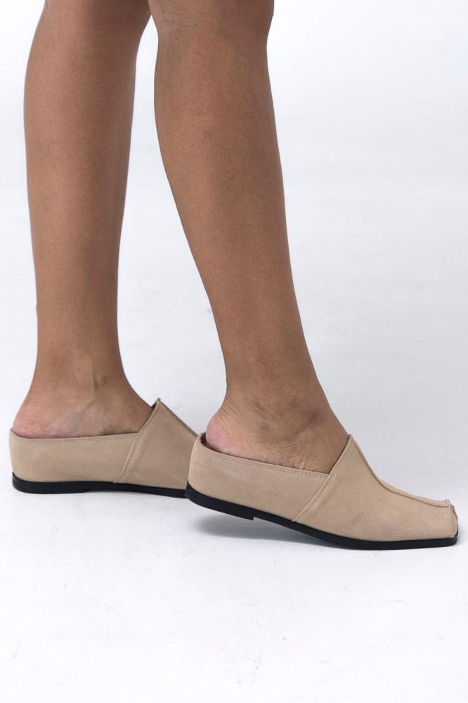 WOMEN HEELS