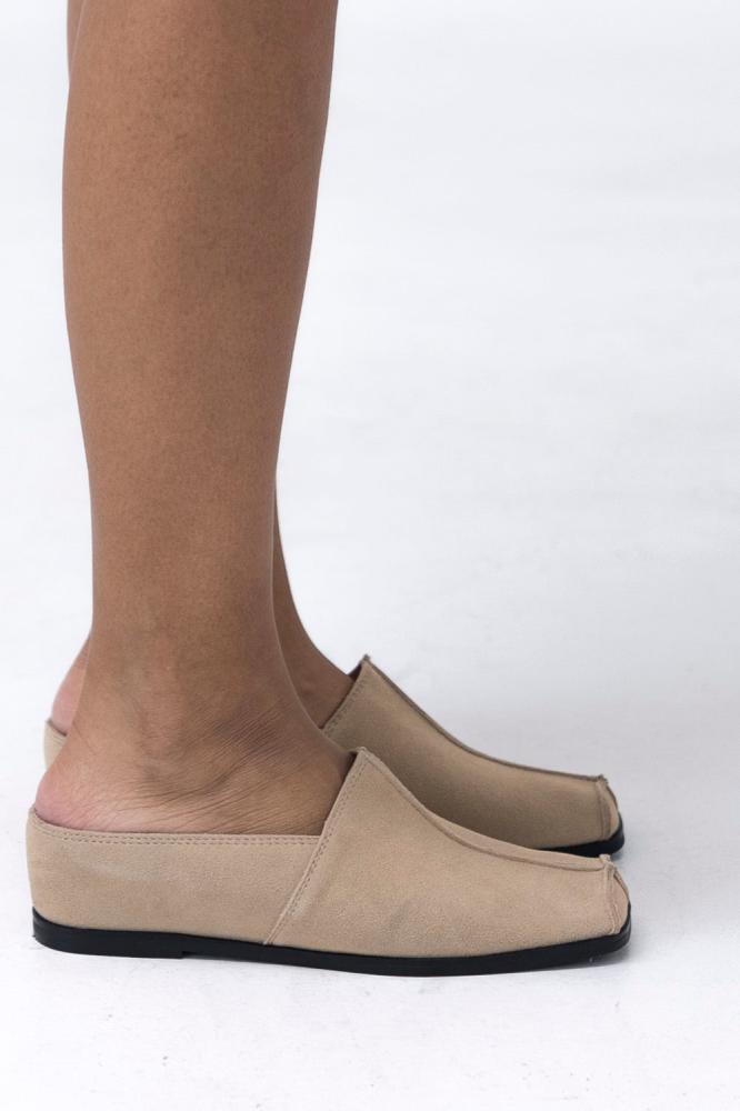 WOMEN HEELS