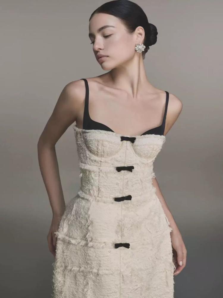 WOMEN DRESS