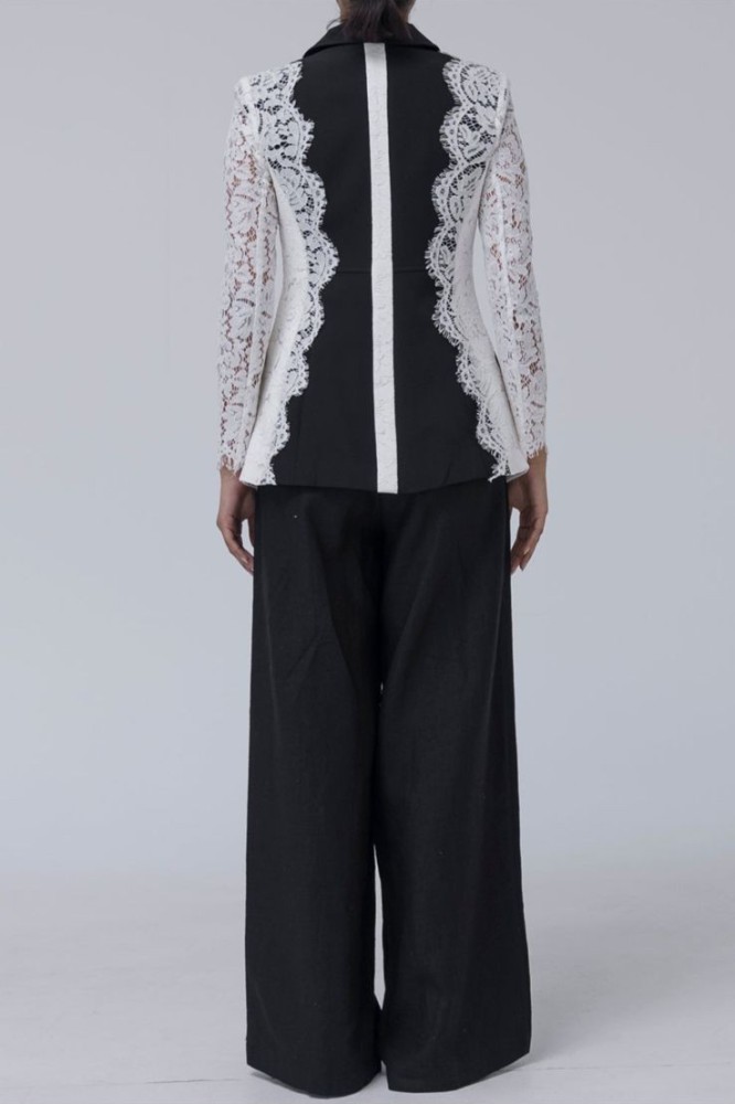 WOMEN BLAZER