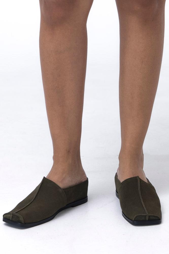WOMEN HEELS