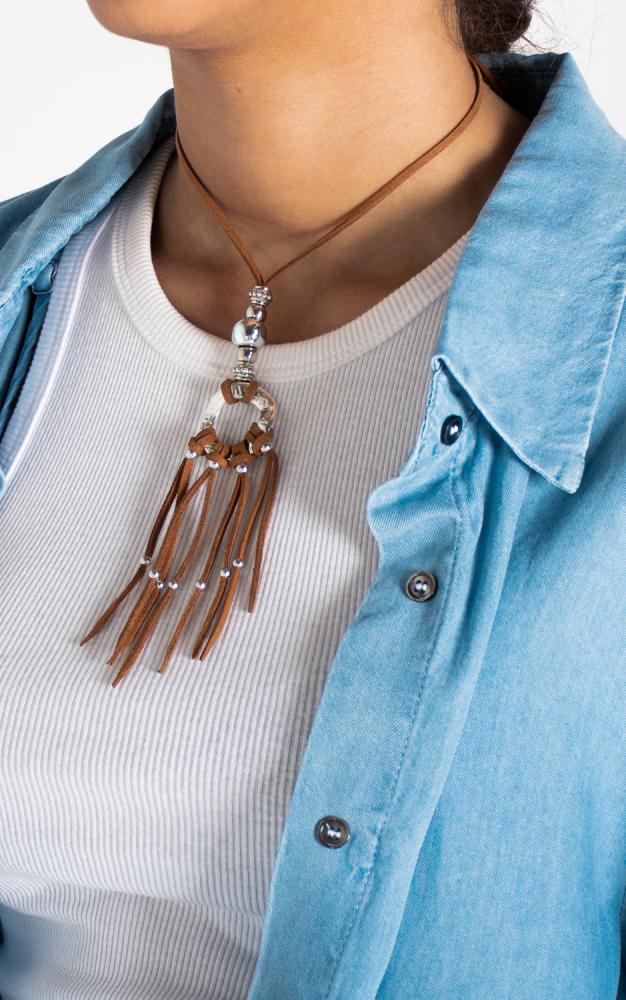 WOMEN NECKLACE