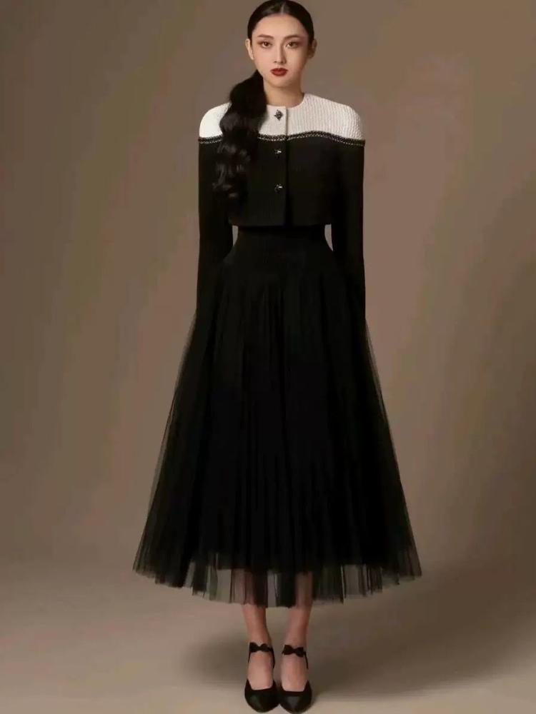WOMEN DRESS