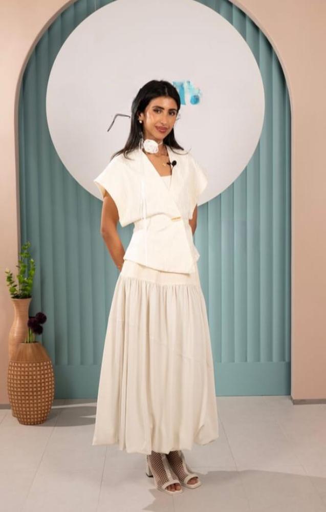 WOMEN TOP