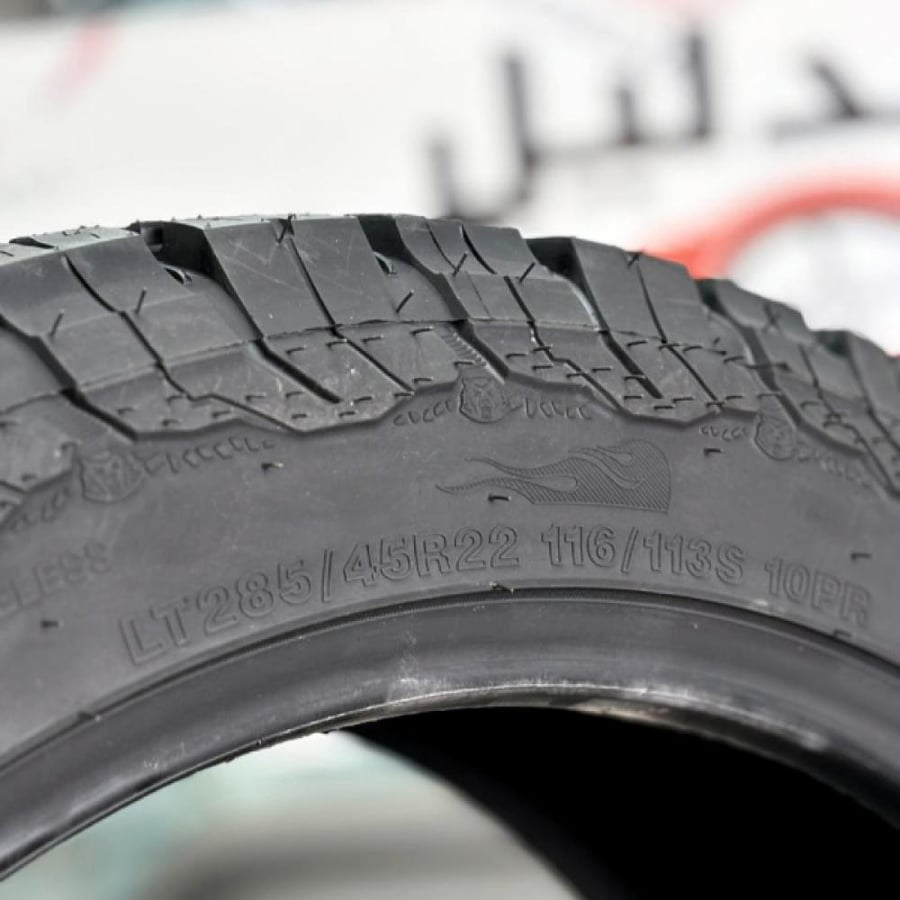 كفر بلاك بير برو المطور 285/45R22 – ثبات وأداء عالي
