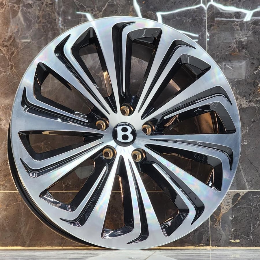 جنوط بنتلي Bentley مقاس 22  فورجيد صب