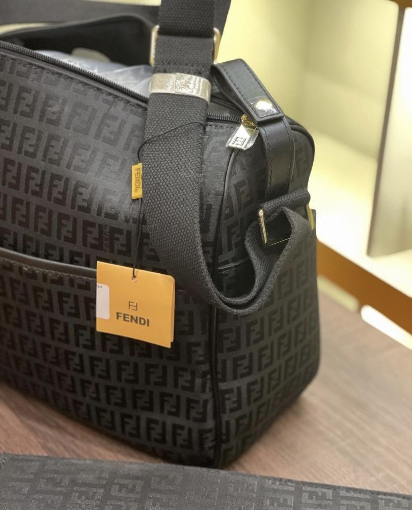 شنطه فندي 3قطع