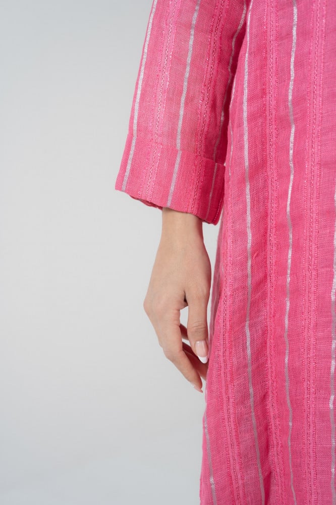 Linen in pink