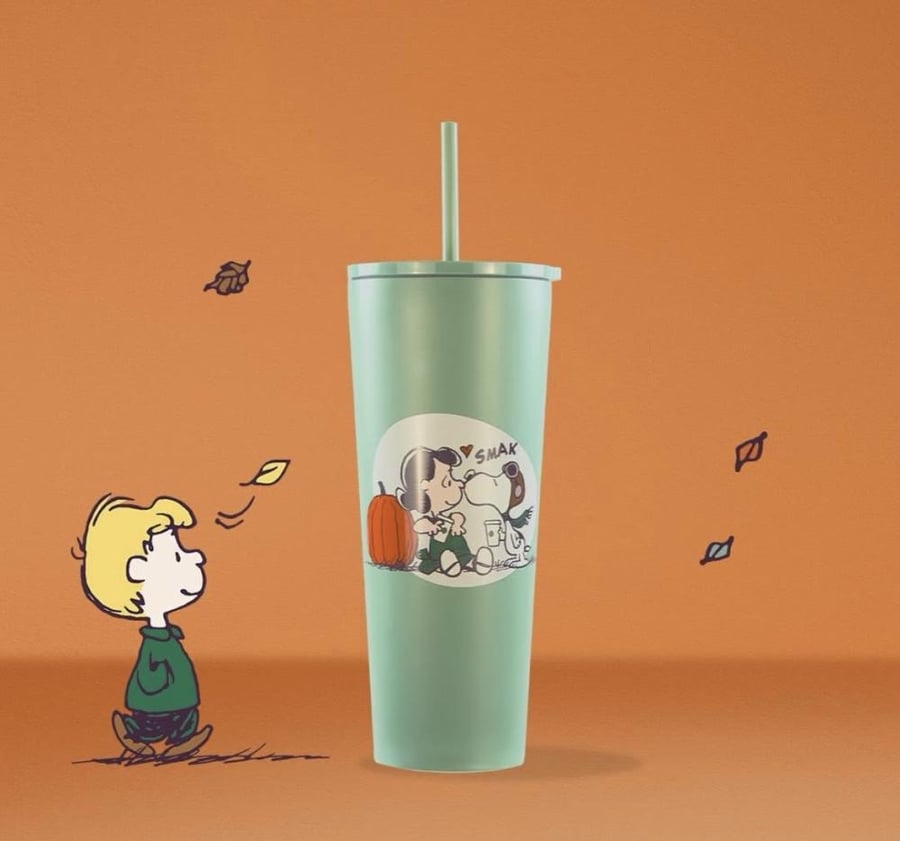 Starbuck x snoopy cup