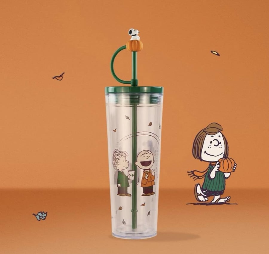 Starbuck x snoopy cup