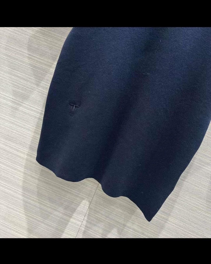تيشيرت