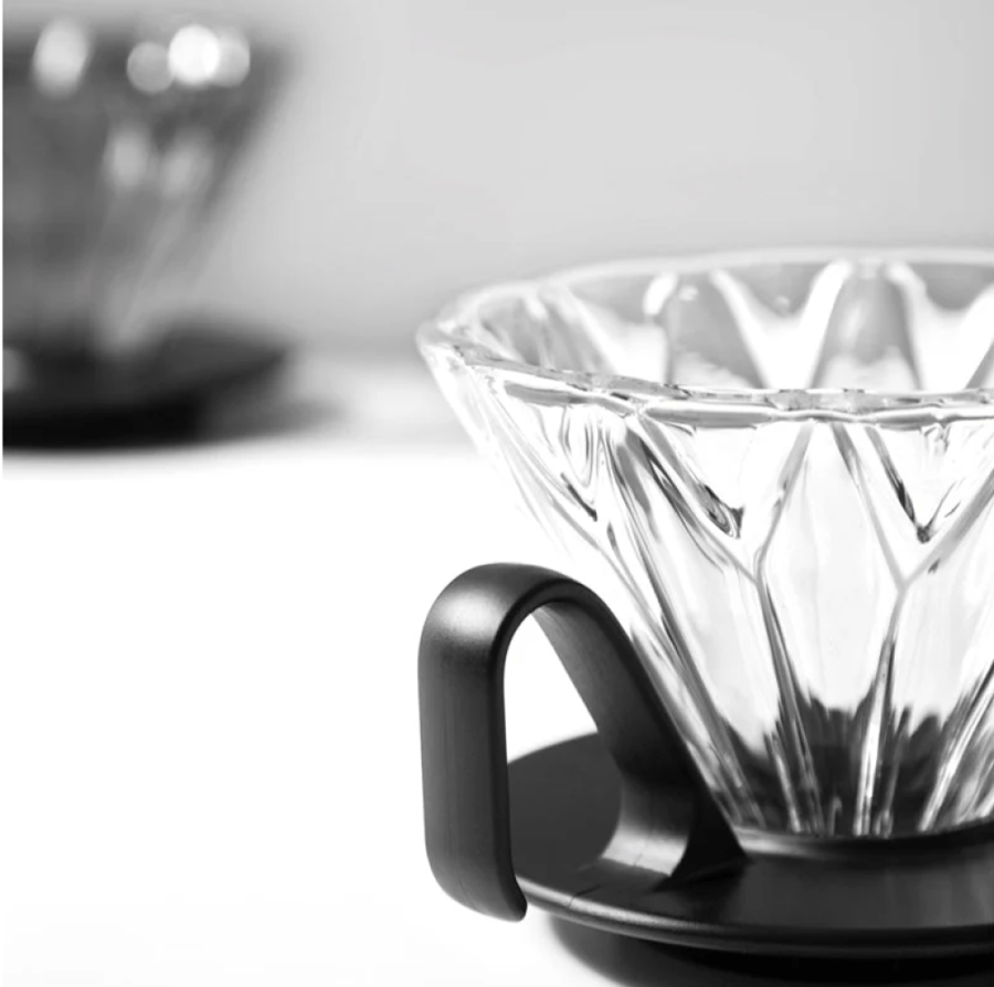 قمع زيرو هيرو زجاجي 01 مع قاعدة اكريلك ZEROHERO PRISMA GLASS COFFEE DRIPPER