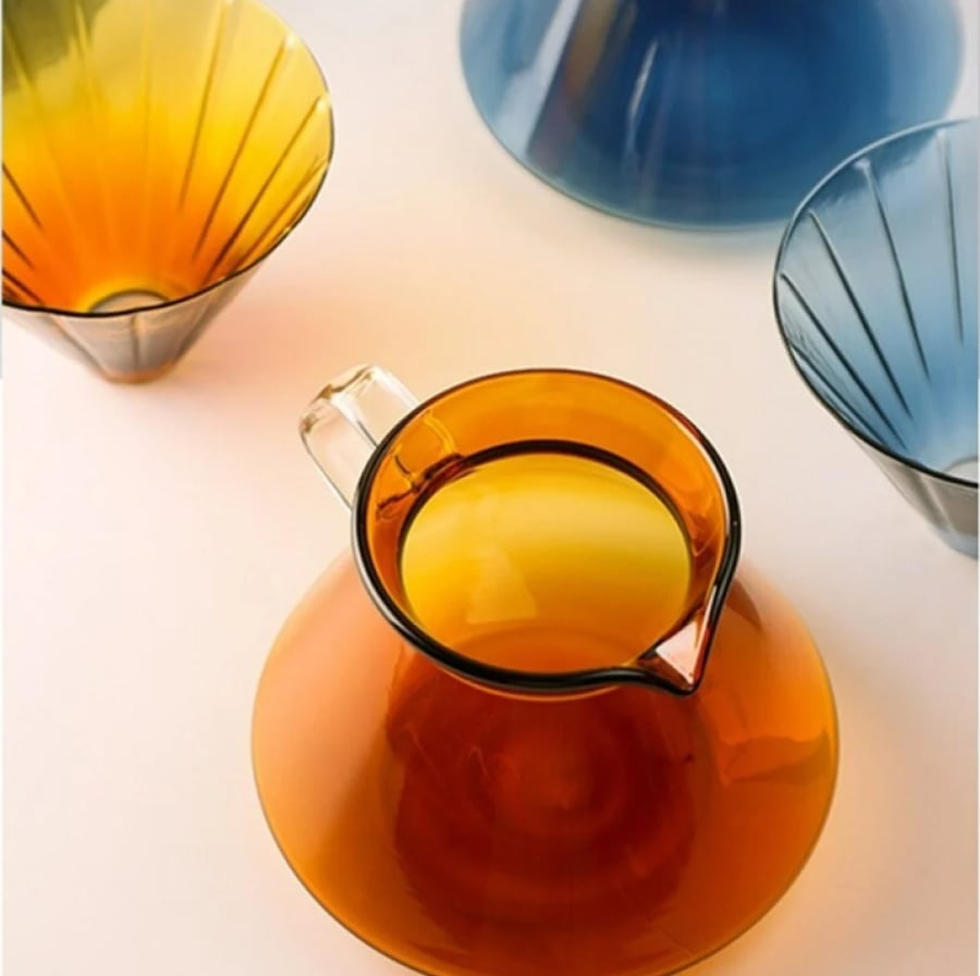 طقم تقطير V60 الاناقة 02 كهرمان