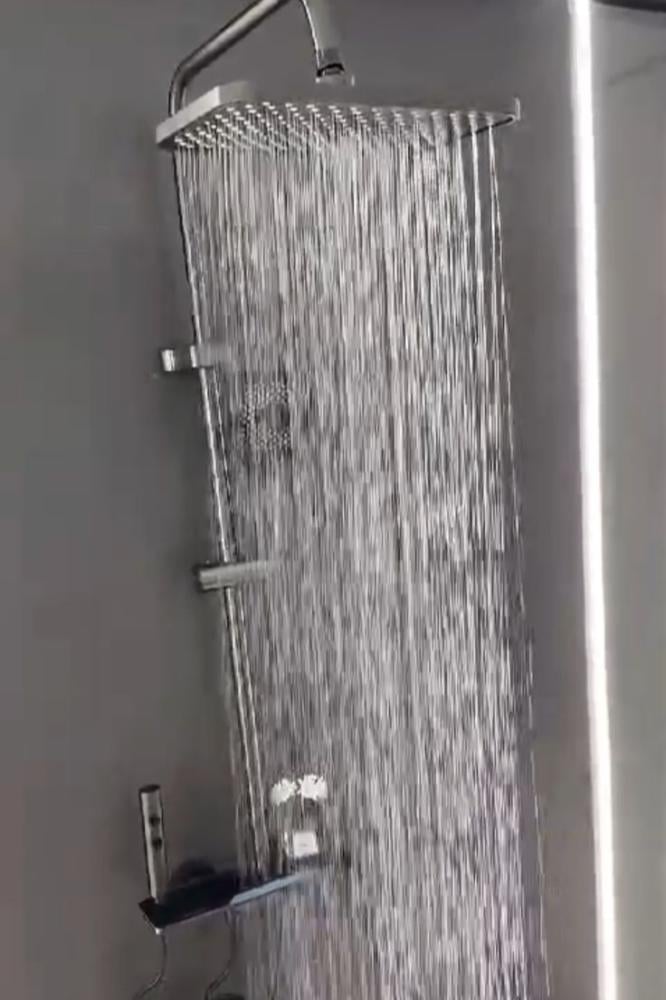 دش مطري كامل أسود مع خلاط اسود
