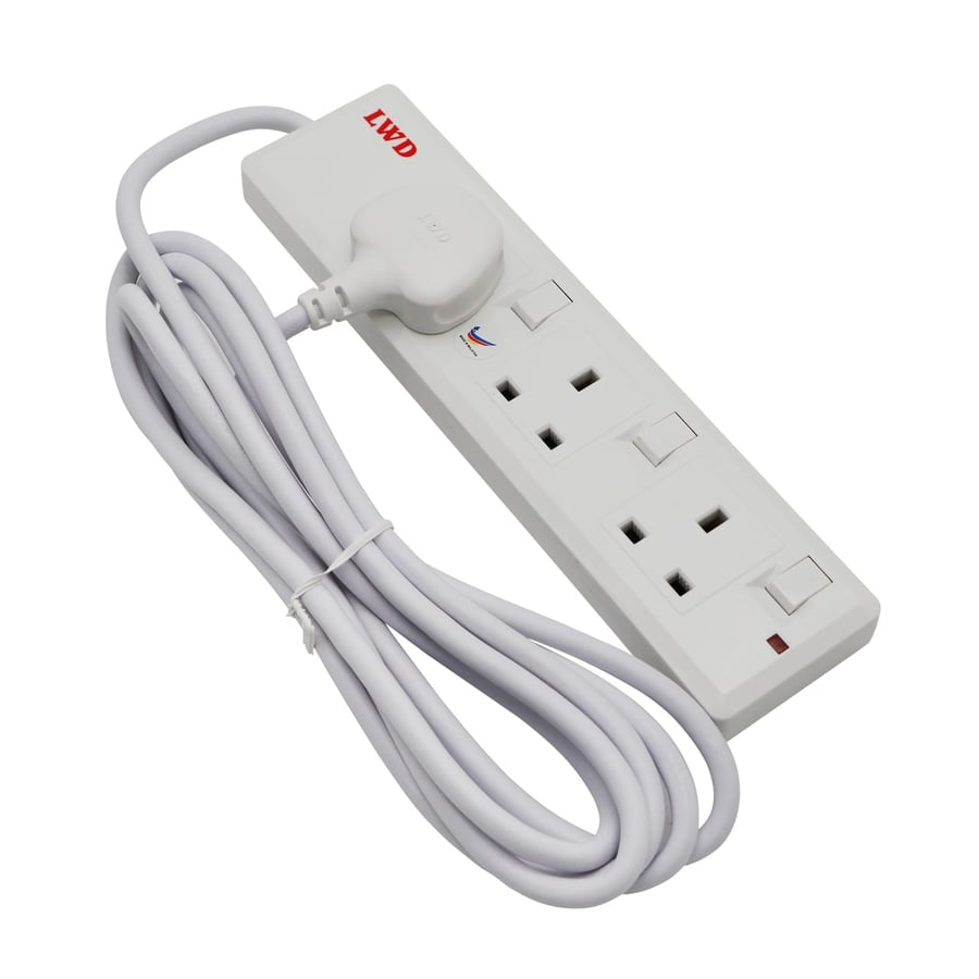 3-slot electrical extension cord 3 meters