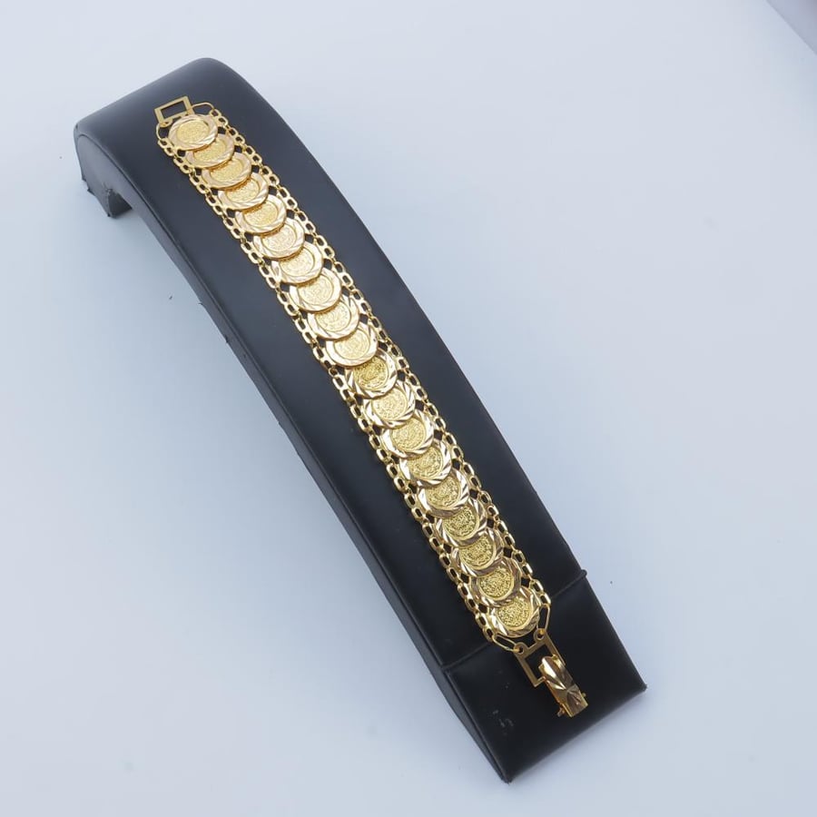 21-karat gold fairy design bracelet, weighing 13.2 grams