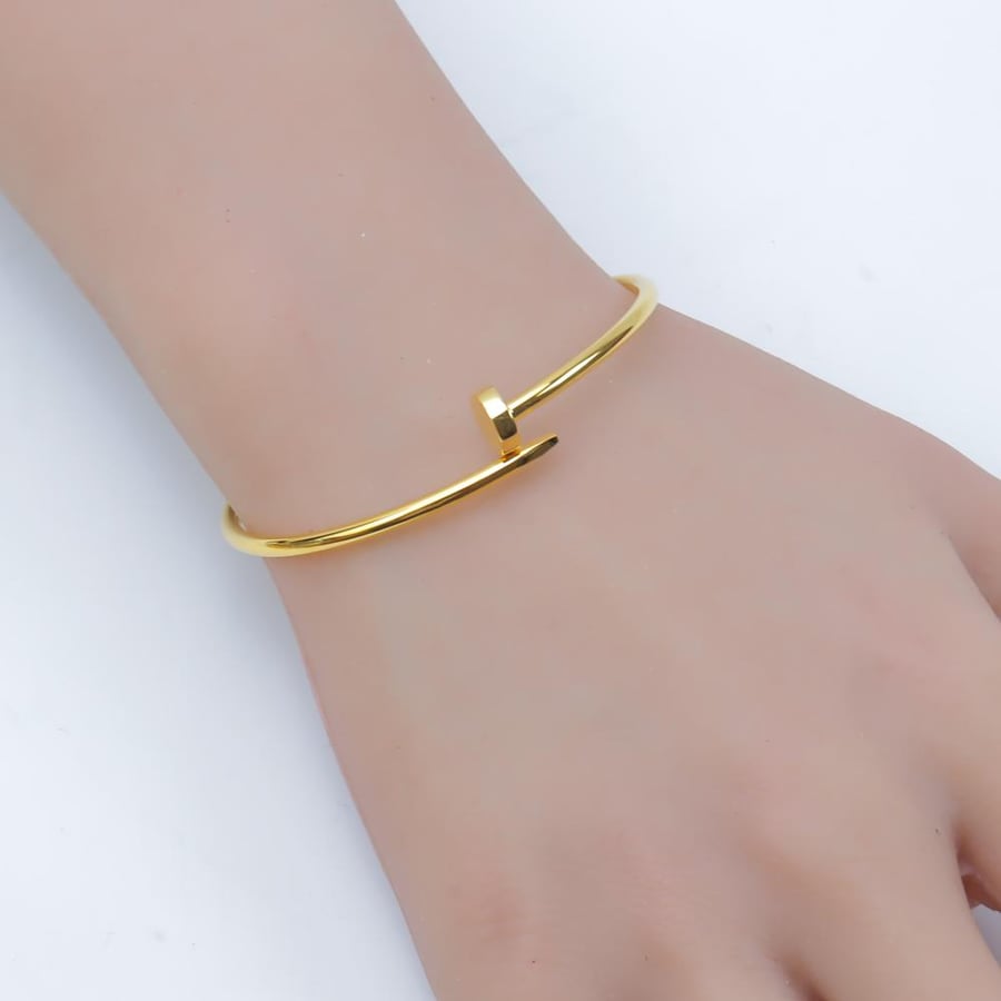 سوارة ذهب المسمار عيار 21