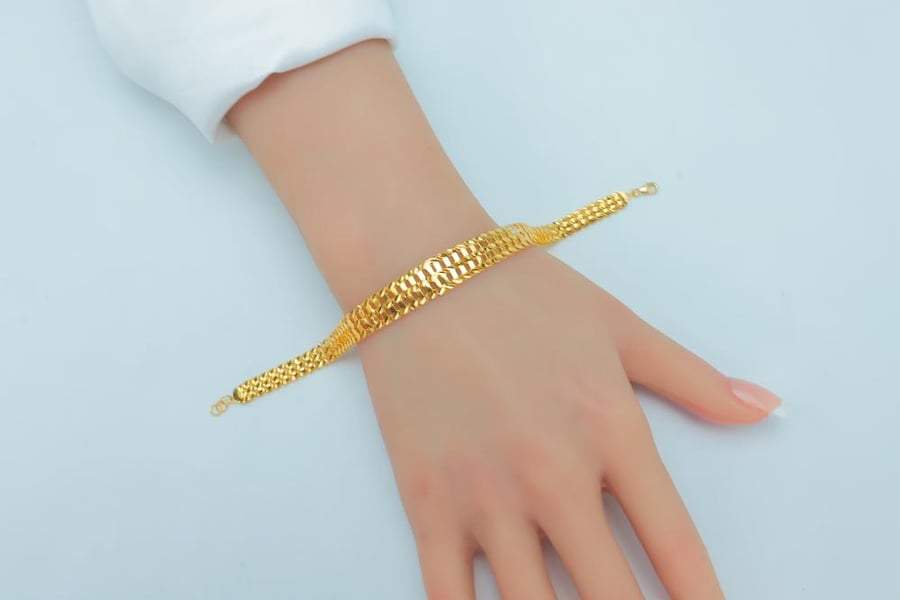 سوارة ذهب عيار 21 وزن 7.5 جرام