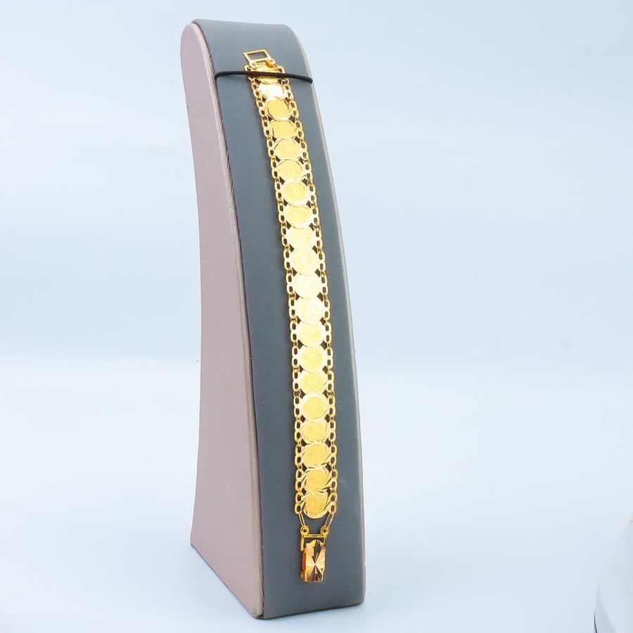 سوار ذهب تصميم الجنيهات عيار 21 وزن 9.63 جرام للاستخدام اليومي